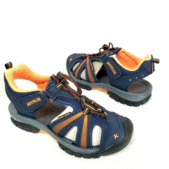 ladies outdoor walking sandals